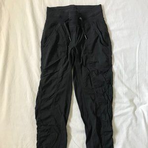 Lululemon black ankle pants